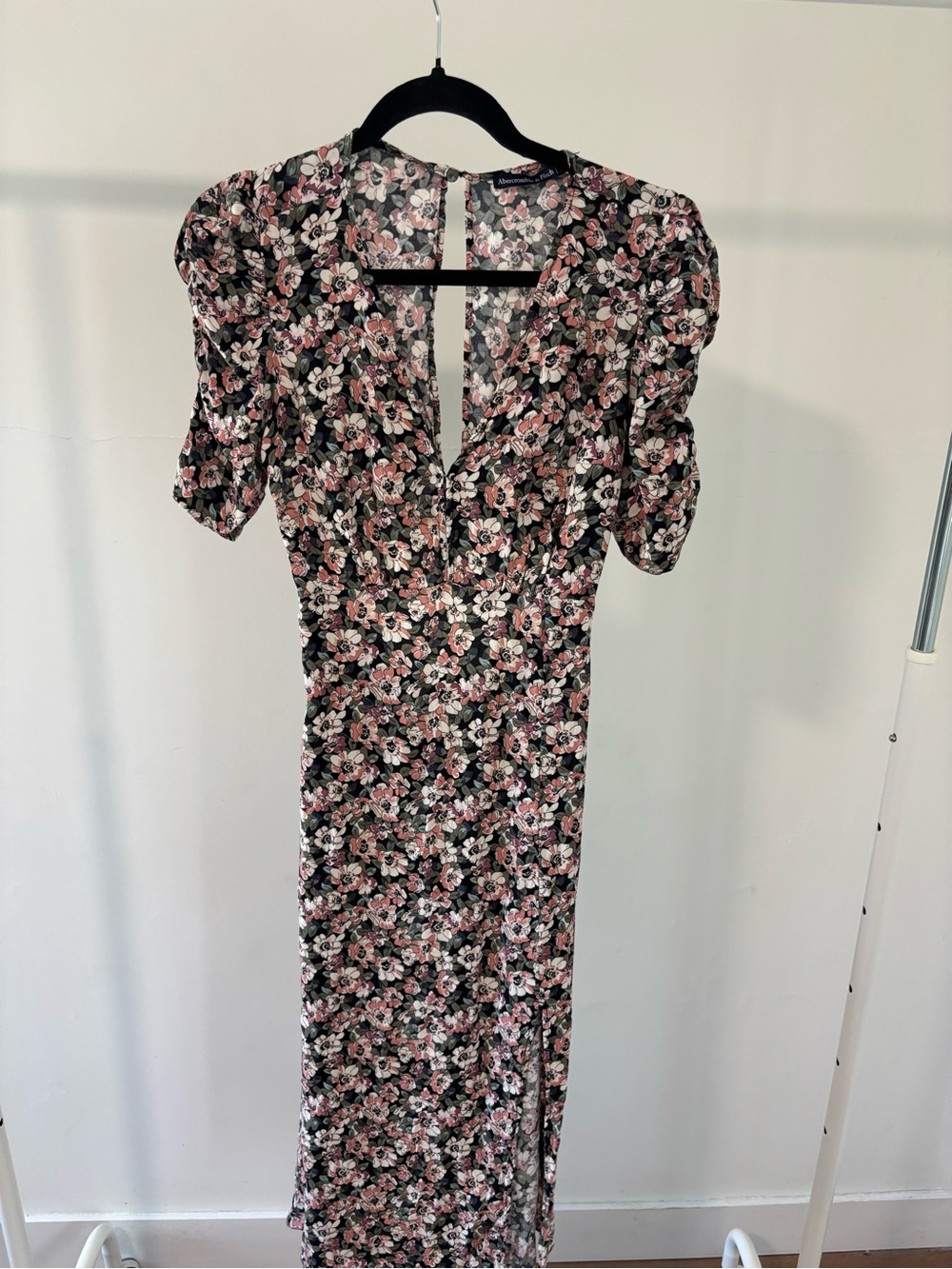 Abercrombie & Fitch Black Floral Puff-Sleeve Maxi Dress
